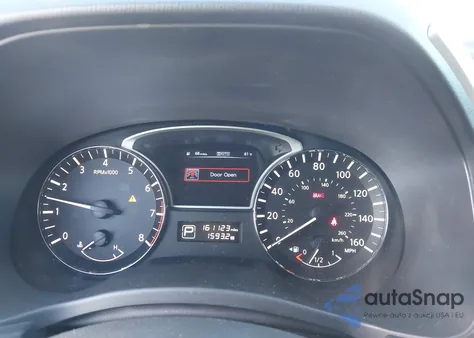 2014 Nissan Pathfinder Sl z USA, uszkodzony, nr VIN 5N1AR2MM1EC686747